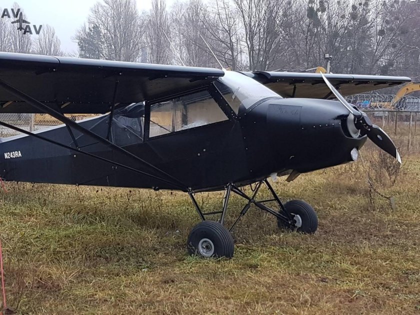 Самолет Mackey sq2