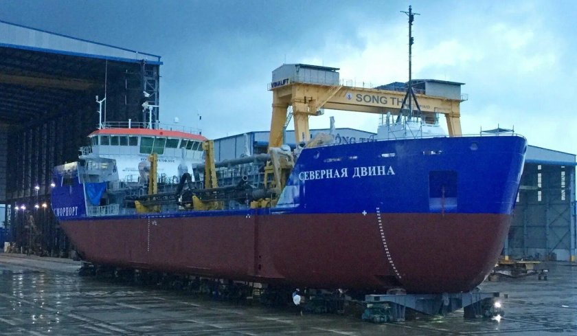 Северная Двина судно