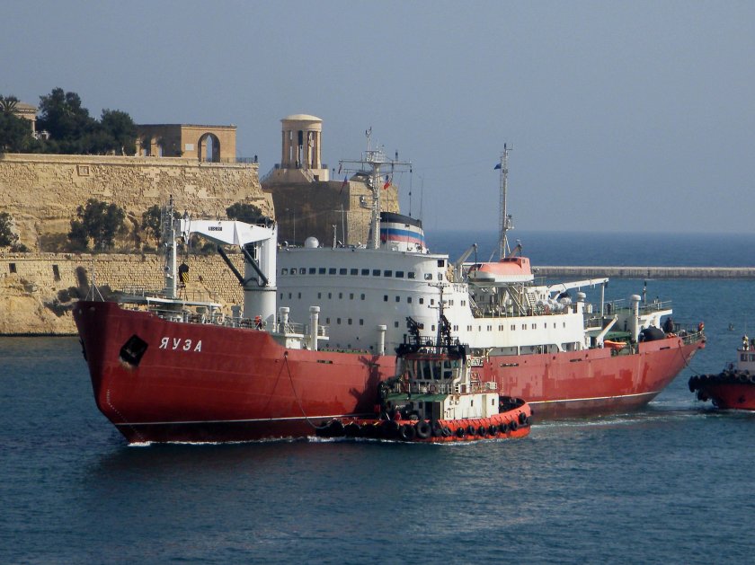 Сухогруз Яуза