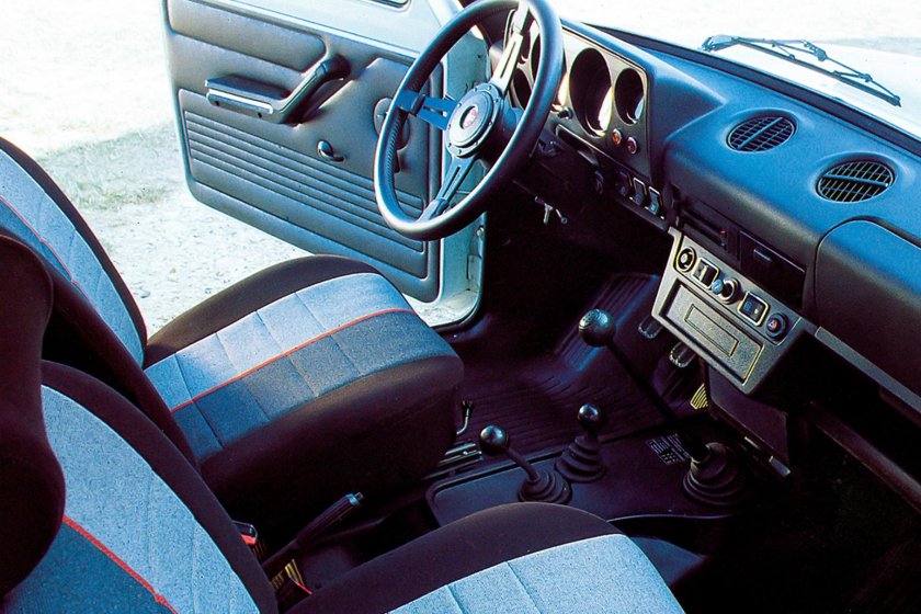 Экспортная Нива 2121 салон