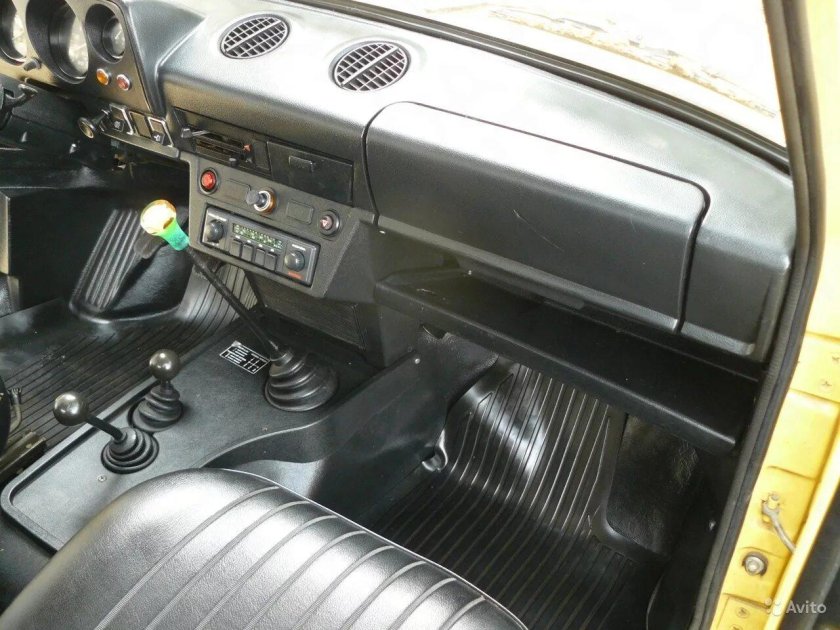 ВАЗ 2121 Нива салон
