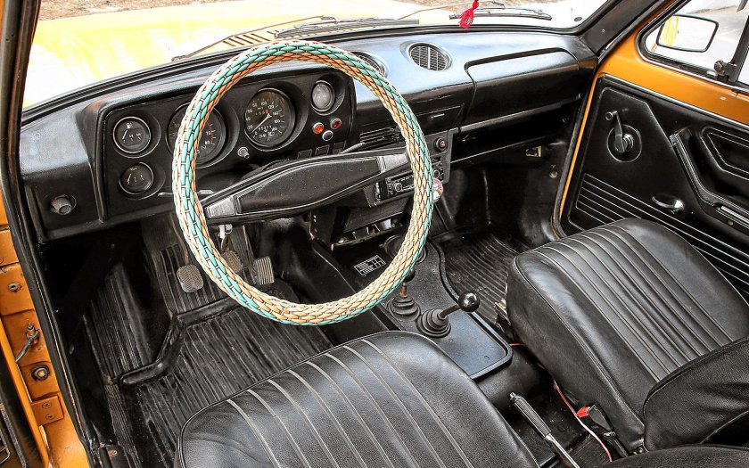 ВАЗ 2121 Нива 1977 салон