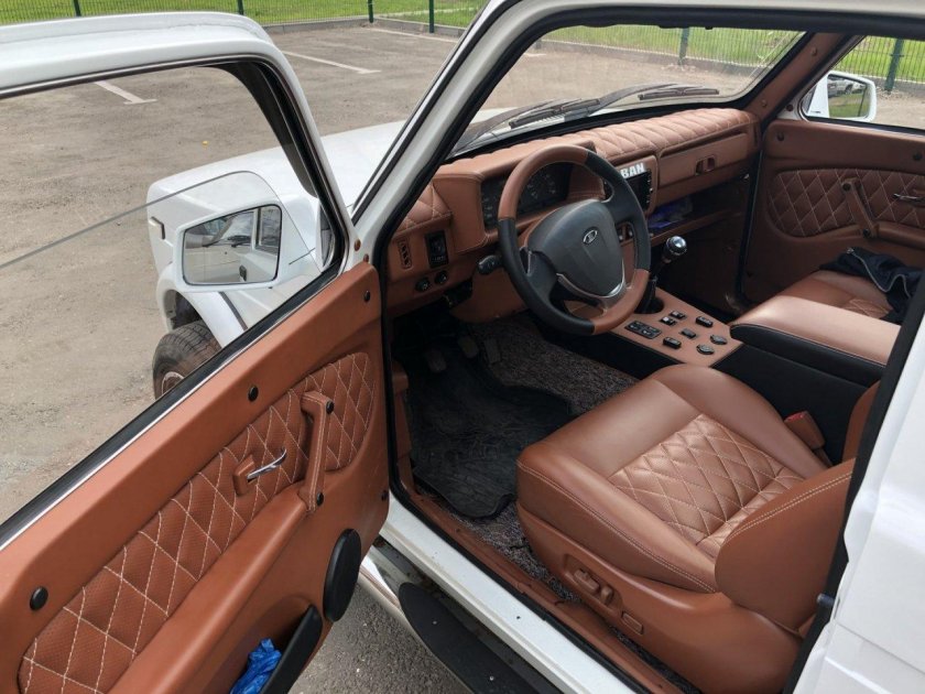 Нива 4х4 салон кожа