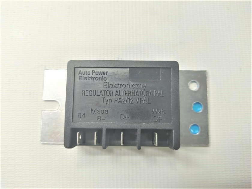 Реле зарядки Ява 638