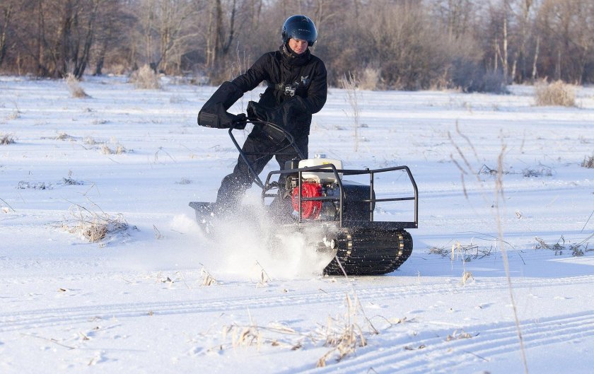 Мотобуксировщик Сноудог