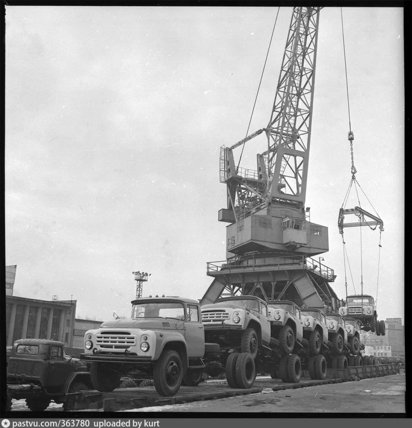 ЗИЛ площадка