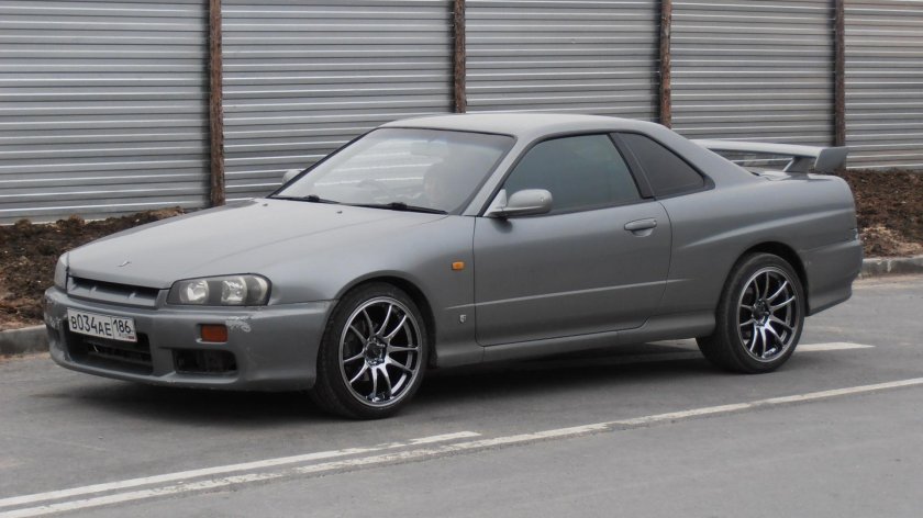 Nissan Skyline r34 Сток