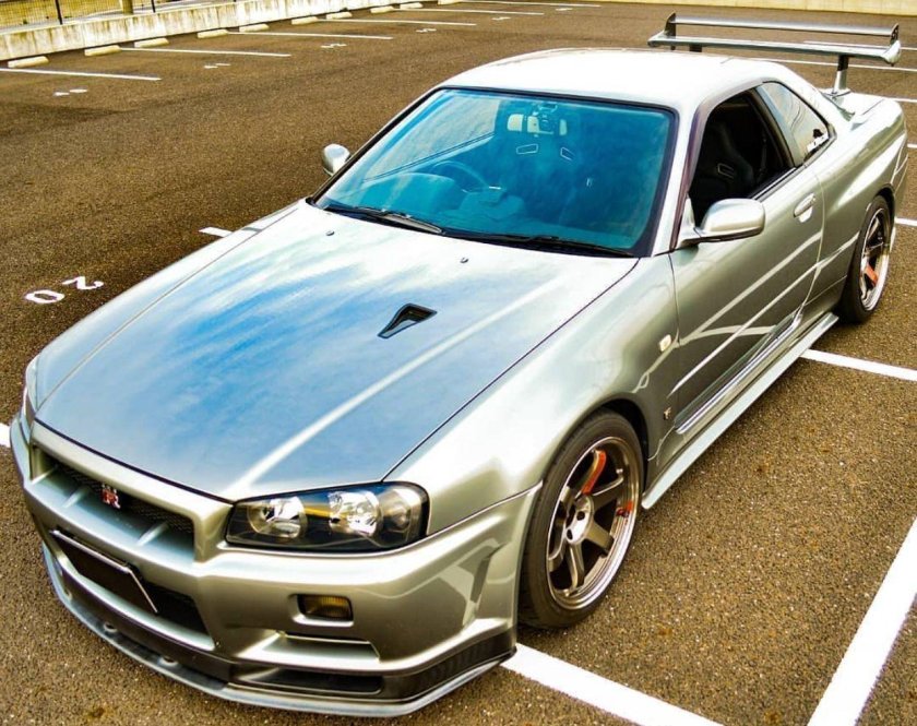Nissan Skyline 34