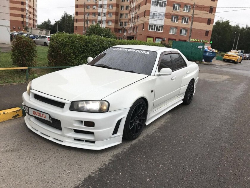 Nissan Skyline r34 2000
