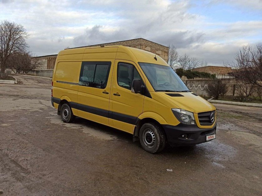 Мерседес фургон вместимость бака