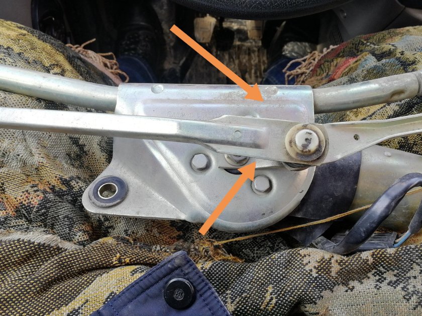 Трапеция дворников Лада Калина 1