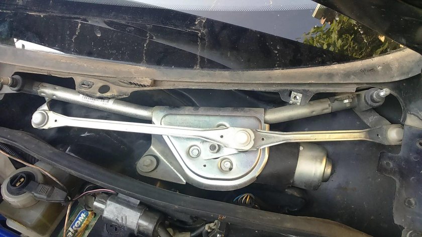 Привод стеклоочистителя Лада Гранта