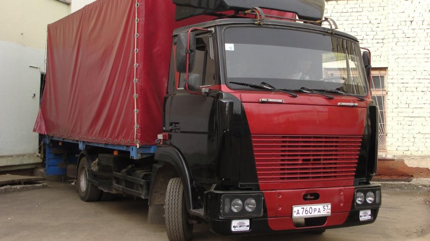 МАЗ 4370 Зубренок