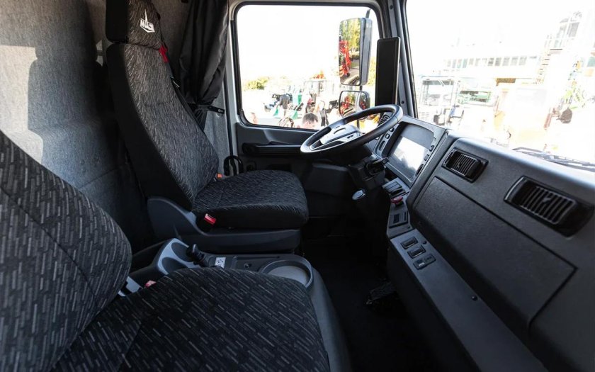 МАЗ Корнет 4381