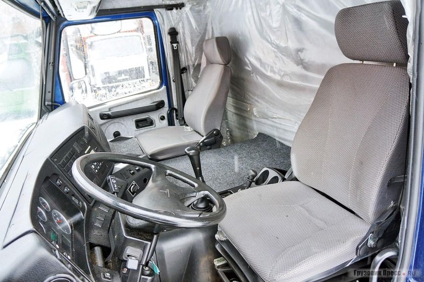 Салон кабины МАЗ 4371