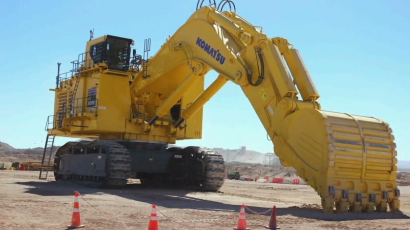 Komatsu pc8000