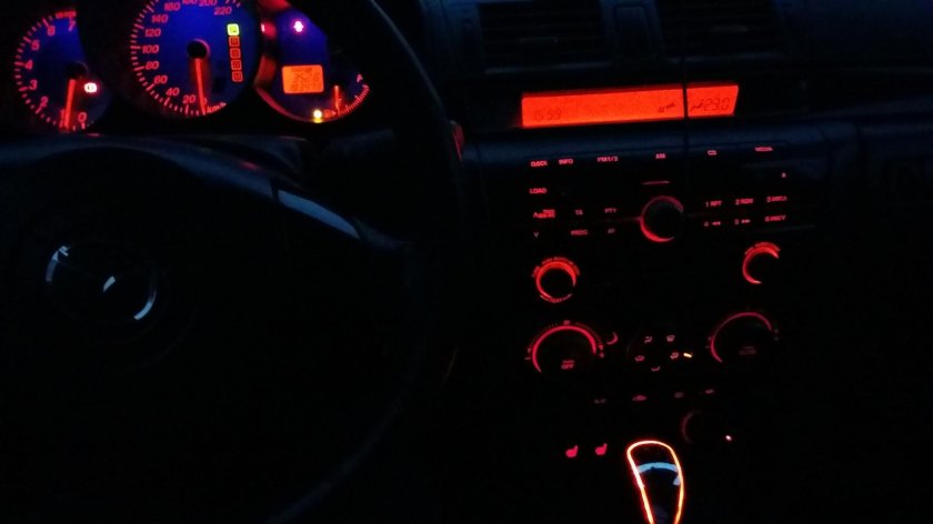 Mazda 6 GH салон ночью