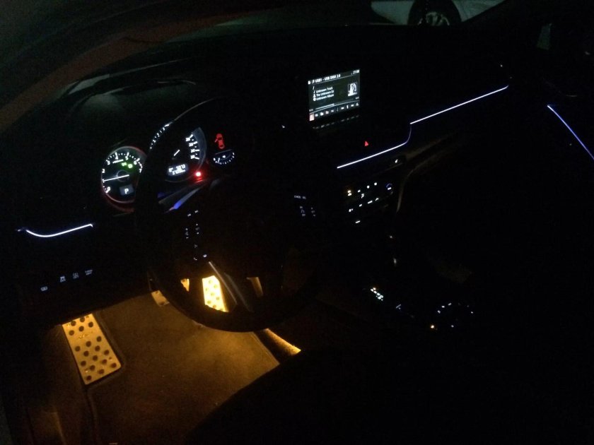Мазда 6 2013 салон ночью