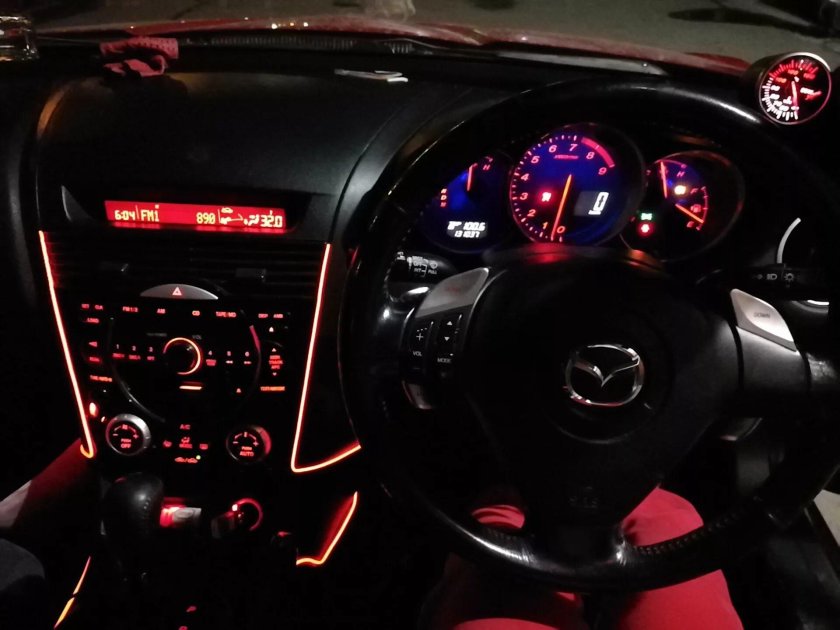 Mazda RX 8 салон