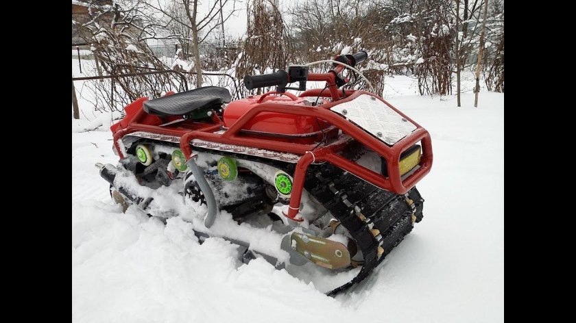 Гусеничный мотовездеход Jet Snow