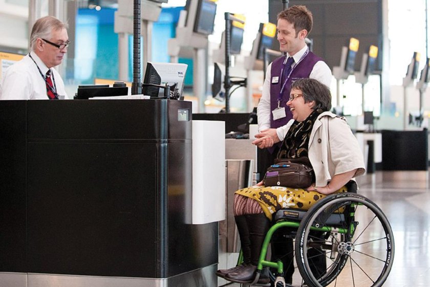 Инвалиды в аэропорту
