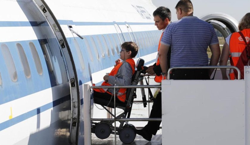 Инвалид в самолете