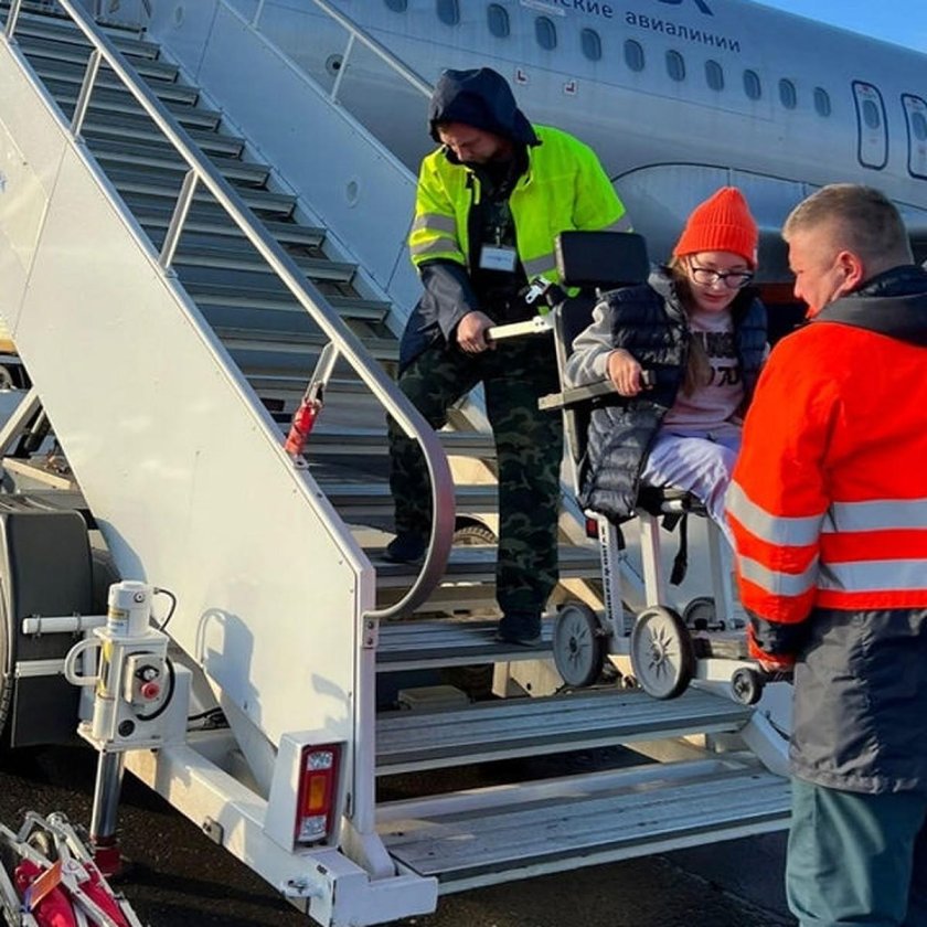 Амбулифт в аэропорту