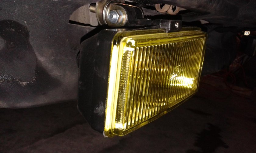 Противотуманки ВАЗ 2109 штатные