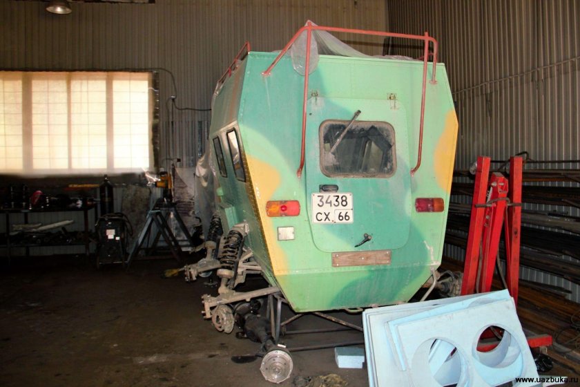 Вездеход -амфибия «Лопасня»