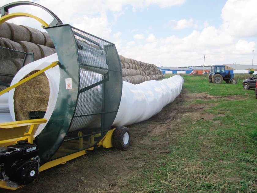 Упаковщик силосно-сенажной массы УСМ-1