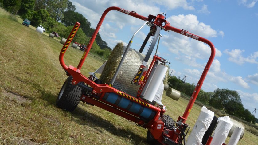 Обмотчик рулонов навесной z-561