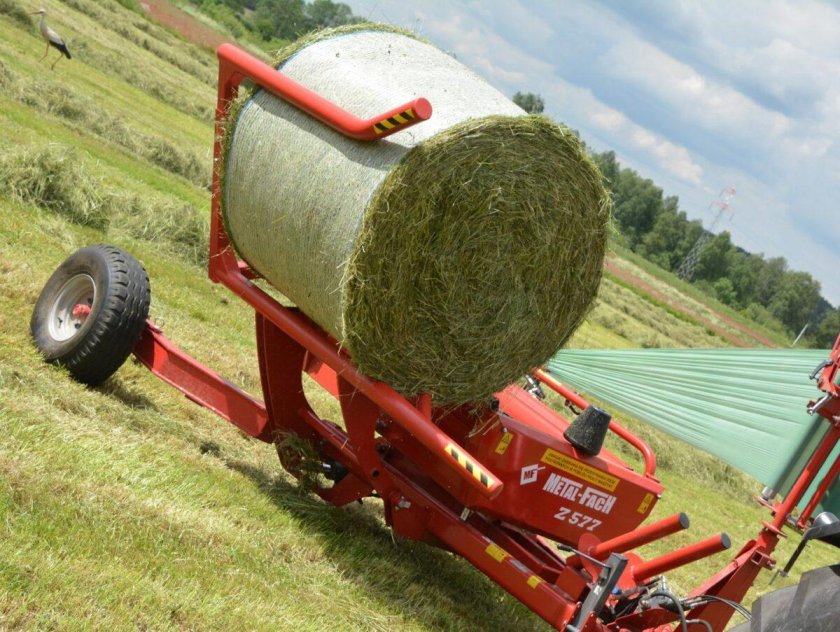 Обмотчик рулонов самозагрузочный ОРС-1200