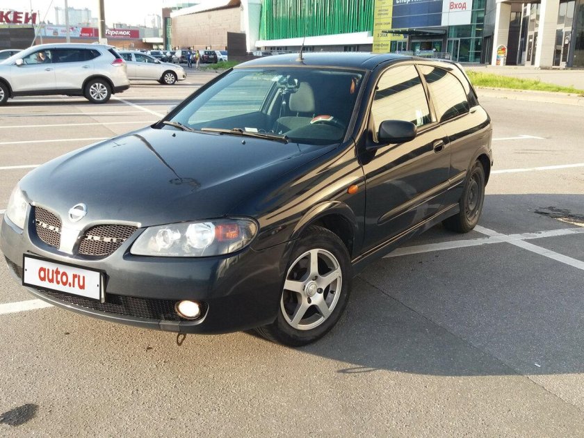 Nissan Almera 2003