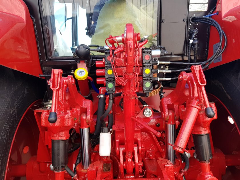 Трактор МТЗ 1222