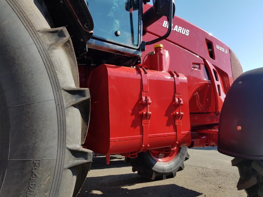 Трактор МТЗ 1222.3 технические характеристики