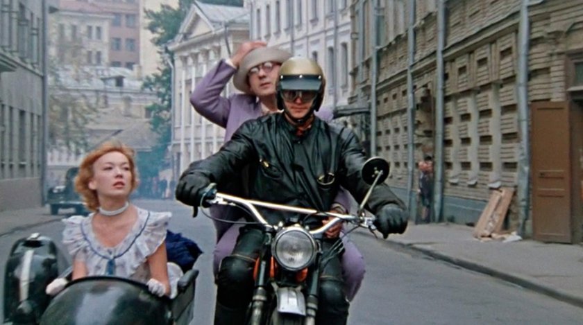 Покровские ворота (1982)