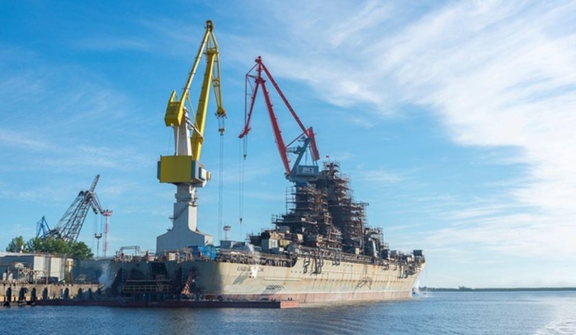 Ракетный крейсер Адмирал Нахимов