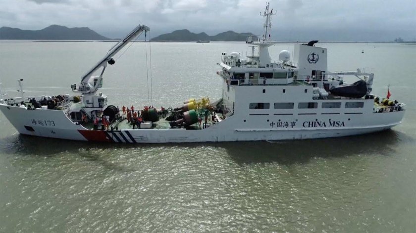 Маячное судно