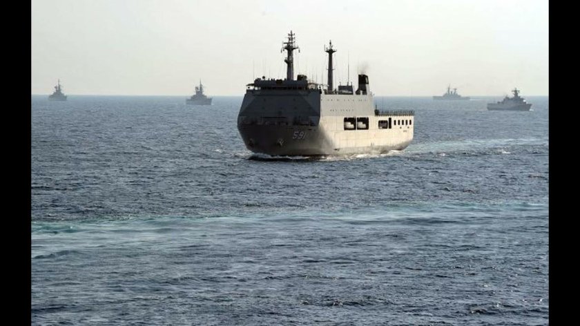 Южно-китайское море ночь