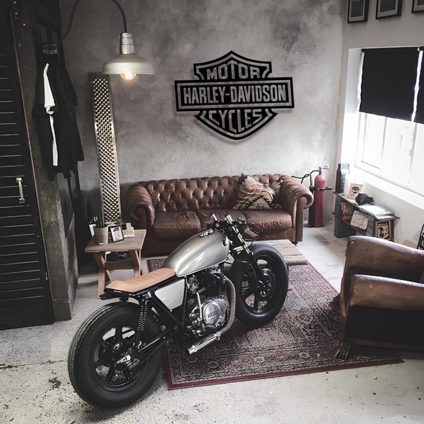 Харлей Дэвидсон в лофт интерьере