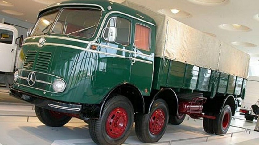 Мерседес lp809