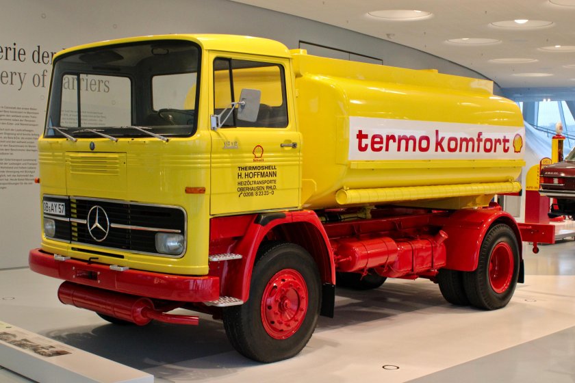 Мерседес lp608