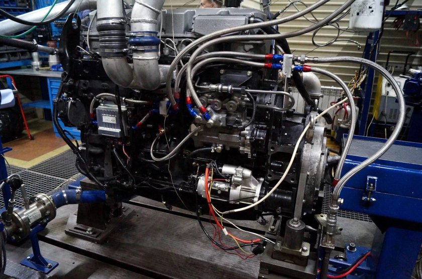 КАМАЗ 43509 Дакар двигатель