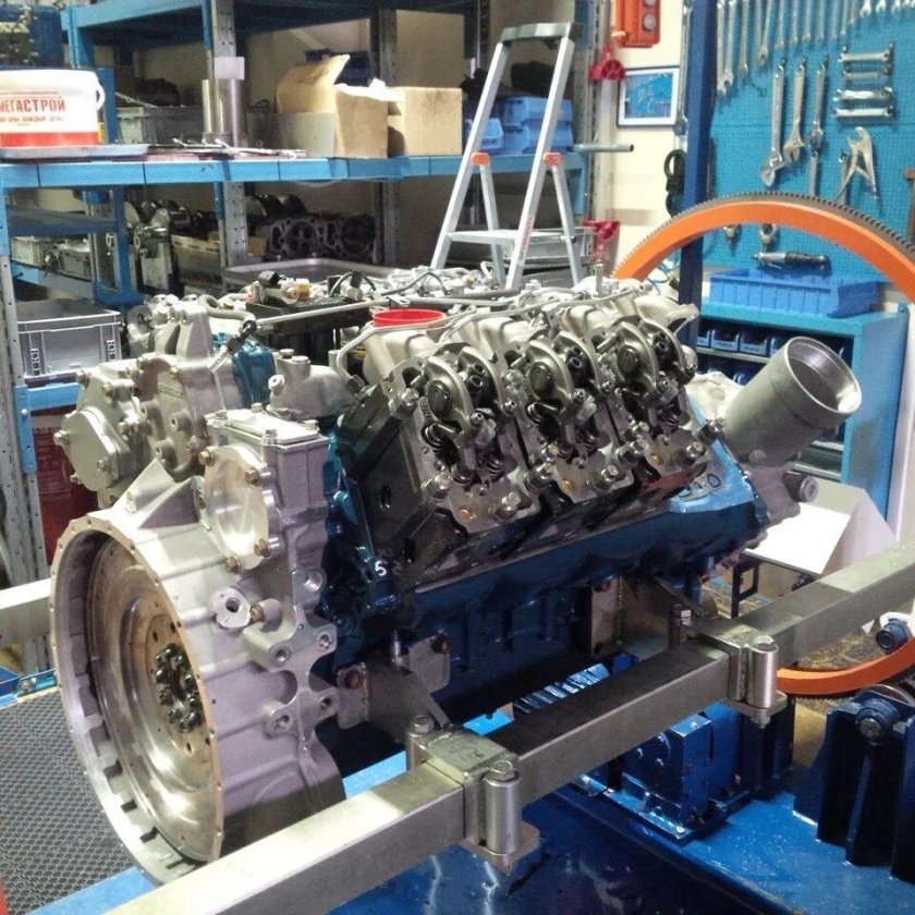 Двигатель Либхер на КАМАЗ мастер
