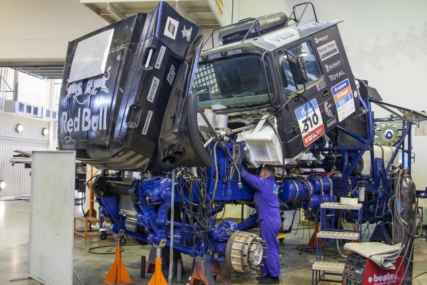 КАМАЗ 43509 Дакар двигатель