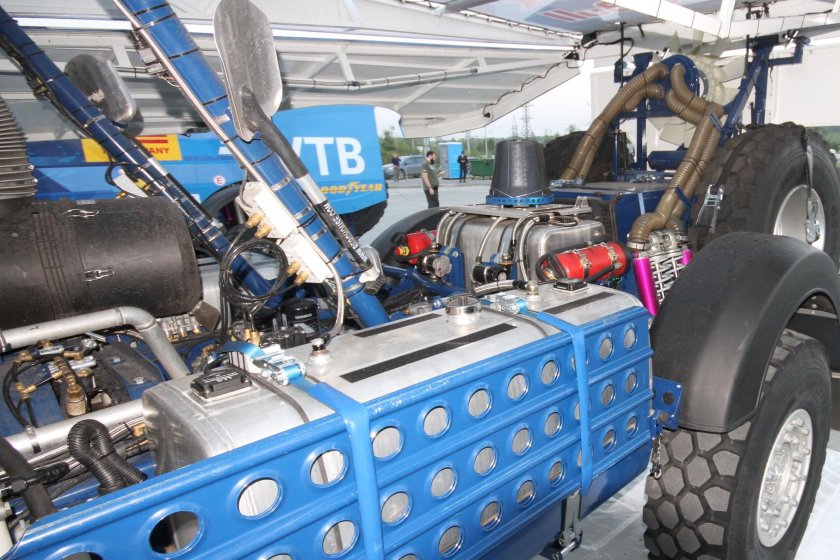 Летающий КАМАЗ на техосмотре