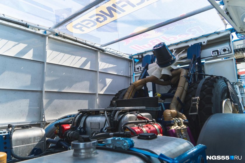 КАМАЗ 43509 кабина