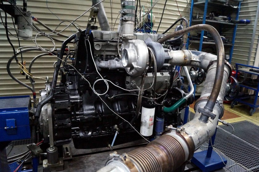 КАМАЗ 4911 двигатель