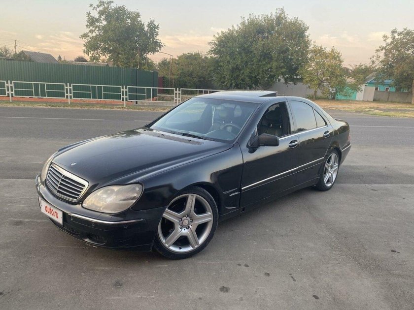 Мерседес 220 1999