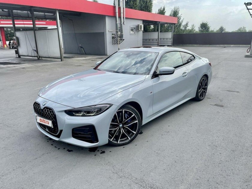 BMW 3 Series 2022 серая